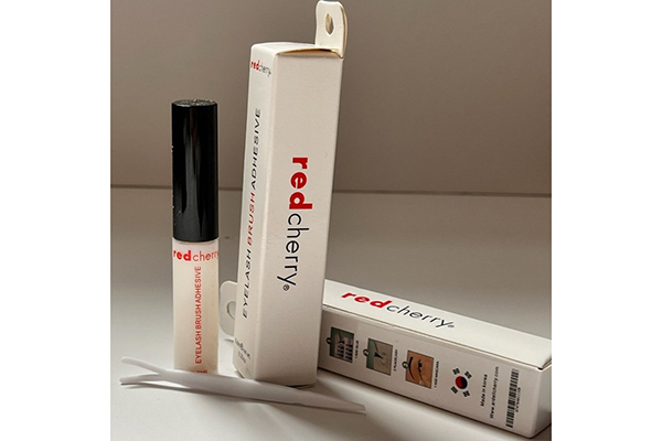 چسب مژه سفید ردچری مدل قلم دار 5میل